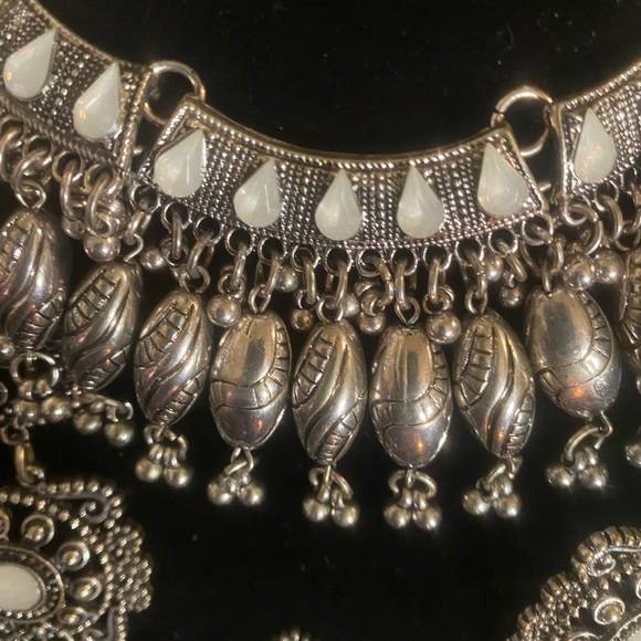 Boho silver multi layered necklace - Picture 2 of 8